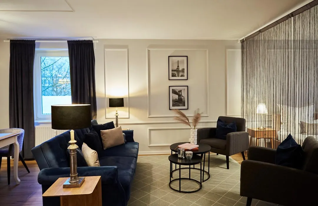R B Apartment am Airport Hamburg - 1-4 Personen - Küche - Smart TV - Waschmaschine - perfekt für Geschäftsreisende oder Familien-1